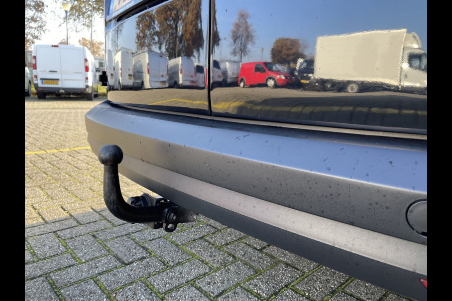 Volkswagen Caddy 2.0 TDI L1H1 BMT Economy Business / vaste prijs rijklaar € 9.950 ex btw / lease vanaf € 201 / airco / 17 Inch lichtmetalen velgen / sidebars / trekhaak / euro 6 !