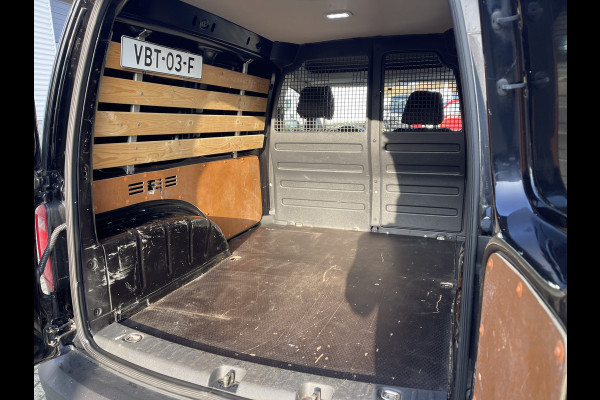 Volkswagen Caddy 2.0 TDI L1H1 BMT Economy Business / vaste prijs rijklaar € 9.950 ex btw / lease vanaf € 201 / airco / 17 Inch lichtmetalen velgen / sidebars / trekhaak / euro 6 !