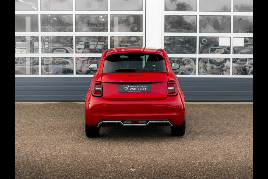 Abarth 500e Turismo 42 kWh | Uit voorraad leverbaar | 17%  Bijtelling | Camera | Clima | Apple Carplay | JBL Sound | Navi | 18" | Winter Pack