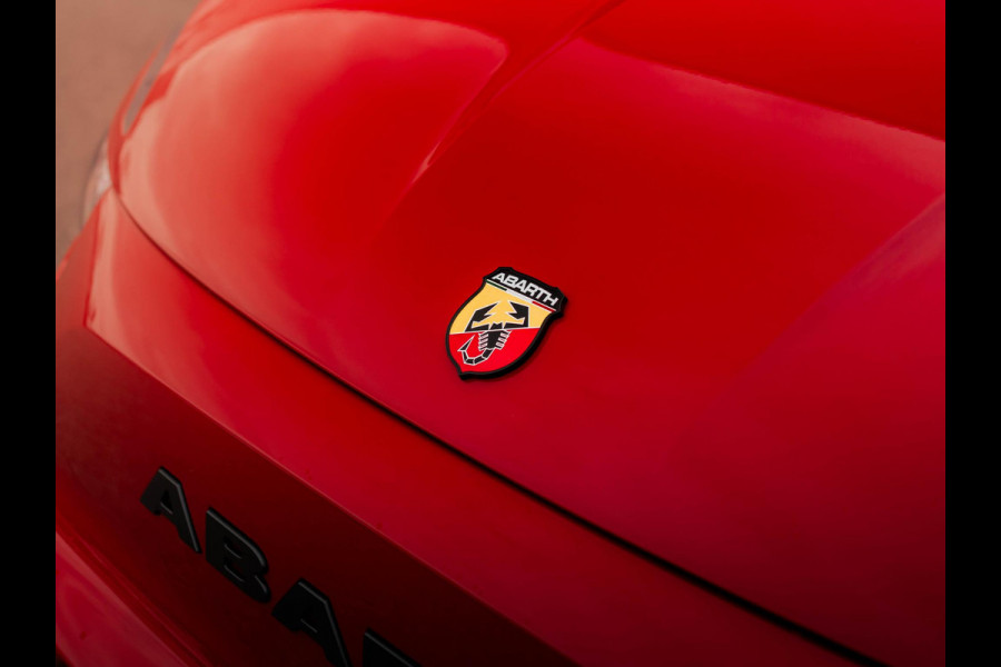 Abarth 500e Turismo 42 kWh | Uit voorraad leverbaar | 17%  Bijtelling | Camera | Clima | Apple Carplay | JBL Sound | Navi | 18" | Winter Pack