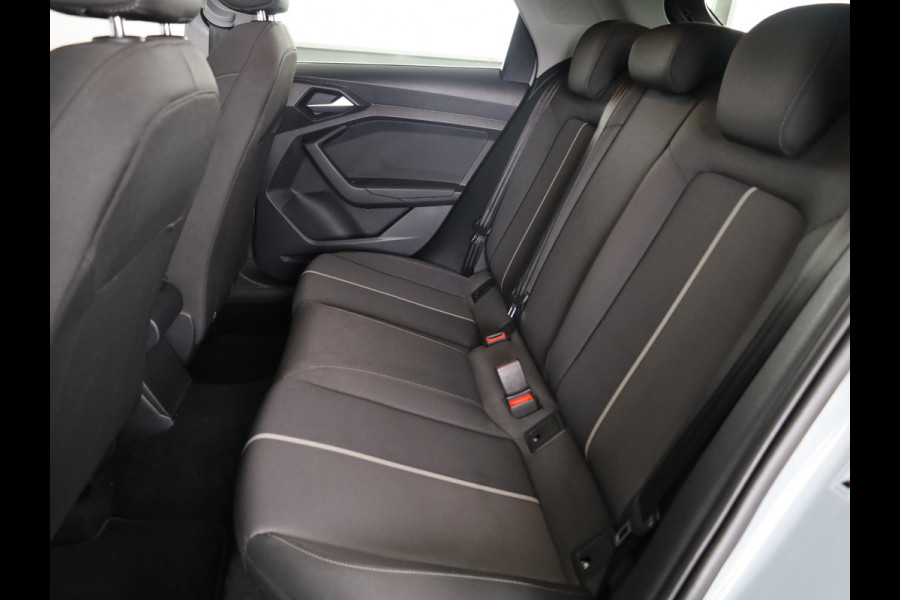 Audi A1 Sportback 25 TFSI Pro Line 95 pk | Navigatie via App | Parkeersensoren achter | Cruise control |