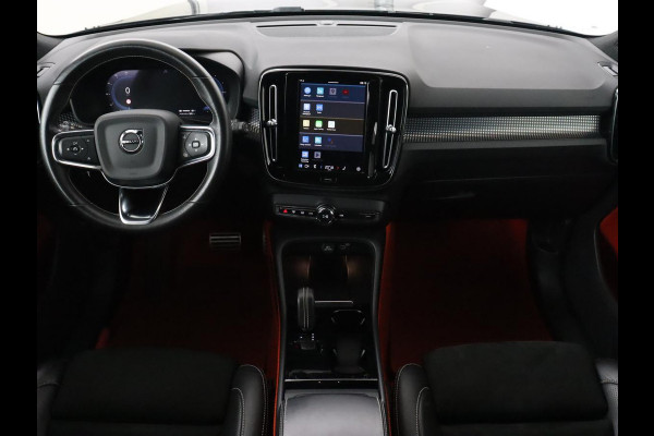 Volvo XC40 Recharge P8 AWD R Design | Trekhaak | Stoel & stuurverwarming | Camera | Carplay | Leder/Alcantara | Adaptive cruise | Keyless | Full LED | 19'' lichtmetalen velgen