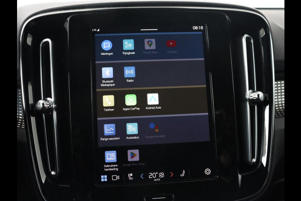 Volvo XC40 Recharge P8 AWD R Design | Trekhaak | Stoel & stuurverwarming | Camera | Carplay | Leder/Alcantara | Adaptive cruise | Keyless | Full LED | 19'' lichtmetalen velgen