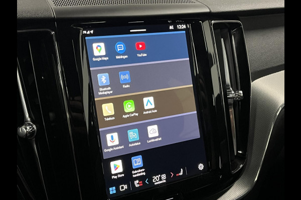 Volvo XC60 2.0 T6 Plug-in hybrid Black Edition | Open dak | Trekhaak | Long range | Adapt. Cruise control | Harman/Kardon |