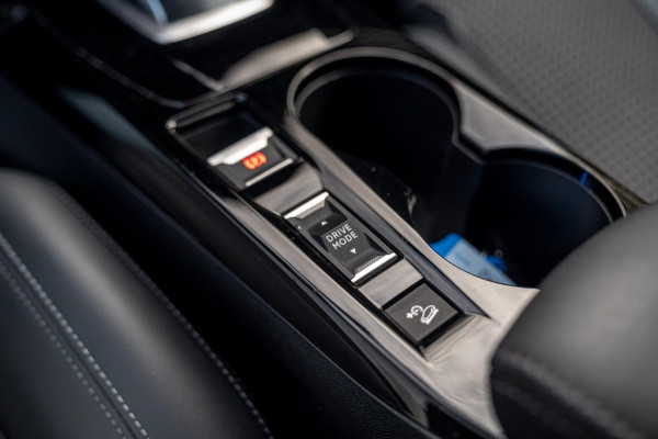 Peugeot 2008 1.2 PureTech GT-line 131 PK Aut. Camera Sfeerverl. Half/Leer i-Cockpit LED 17''