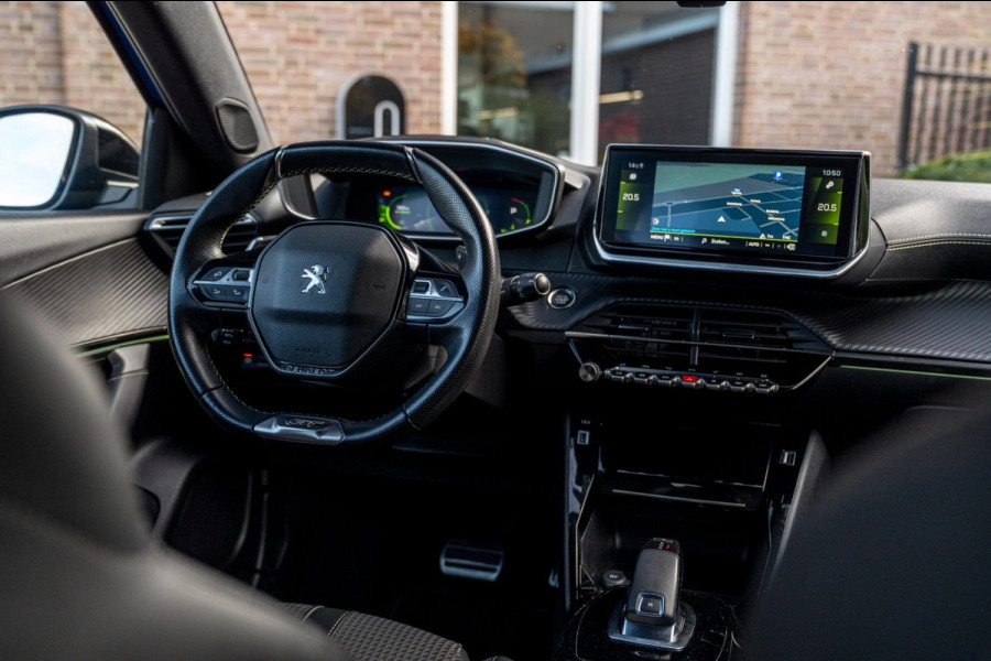 Peugeot 2008 1.2 PureTech GT-line 131 PK Aut. Camera Sfeerverl. Half/Leer i-Cockpit LED 17''