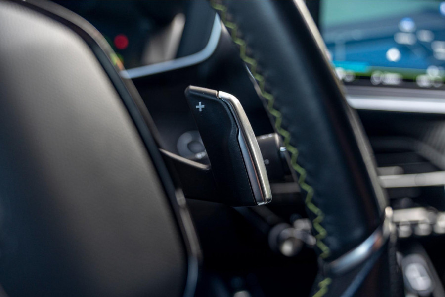 Peugeot 2008 1.2 PureTech GT-line 131 PK Aut. Camera Sfeerverl. Half/Leer i-Cockpit LED 17''