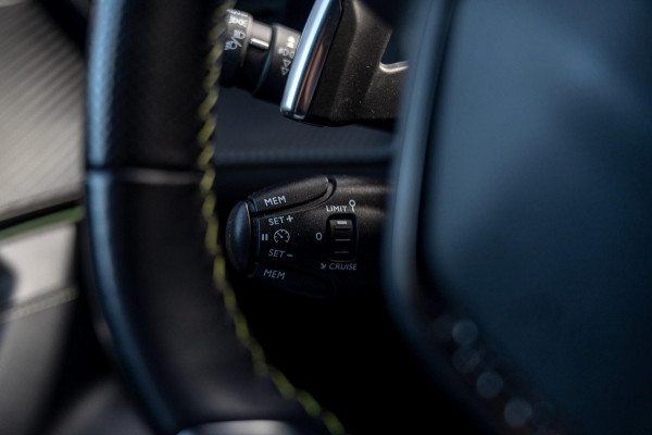 Peugeot 2008 1.2 PureTech GT-line 131 PK Aut. Camera Sfeerverl. Half/Leer i-Cockpit LED 17''