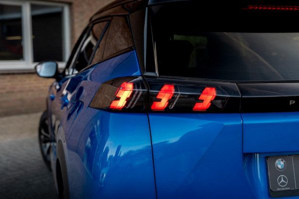 Peugeot 2008 1.2 PureTech GT-line 131 PK Aut. Camera Sfeerverl. Half/Leer i-Cockpit LED 17''