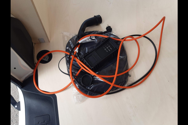 Peugeot e-Expert / Citroen e-Jumpy Club XL L3 50 kWh Airco Parkeersensors 3-Persoons