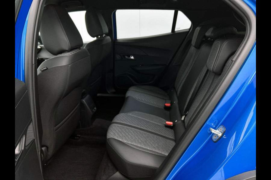 Peugeot 2008 1.2 PureTech 130p Automaat Allure Pack Climate Control Cruise control Parkeersensoren LED Navigatie Apple Carplay/ Android Auto