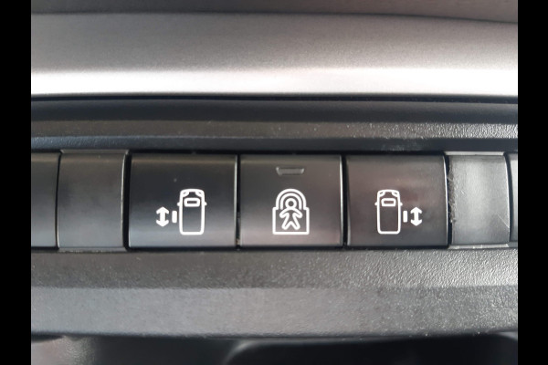 Opel Vivaro-e / Citroen E-SpaceTourer XL L3 75kWh Rolstoelauto / Rolstoelbus 7-Persoons met Bodemverlaging