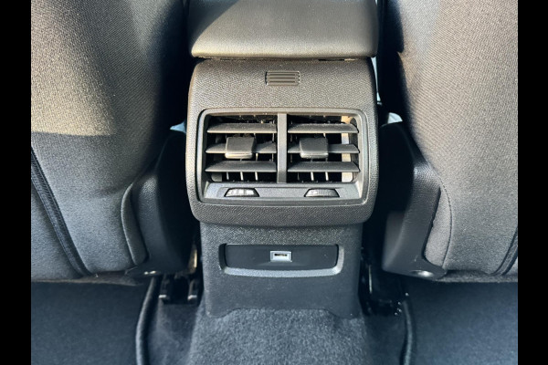 Citroën C4 1.2 Puretech Business Plus Automaat Climate control Cruise control Full LED Parkeercamera Navigatie Apple / Android