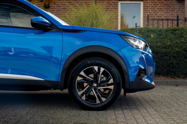 Peugeot 2008 1.2 PureTech Allure Pack 131 PK Aut. Adaptive Cruise Camera LED PDC 17''