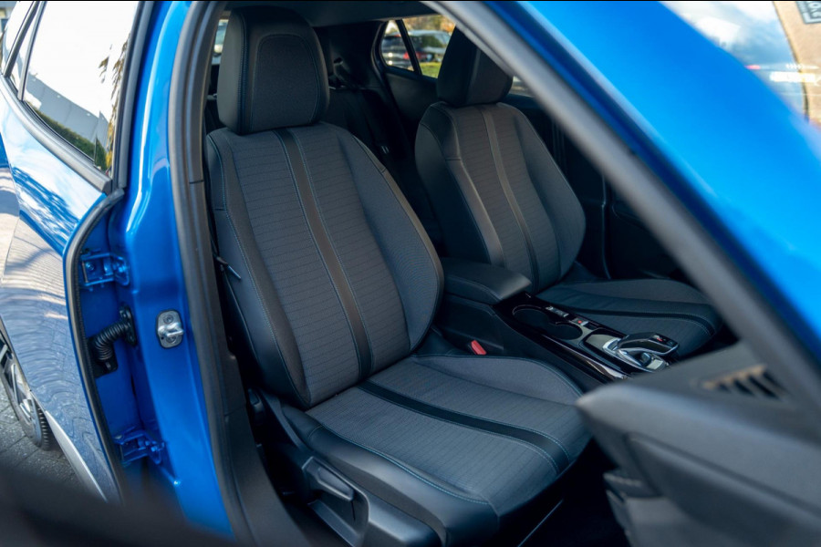 Peugeot 2008 1.2 PureTech Allure Pack 131 PK Aut. Adaptive Cruise Camera LED PDC 17''