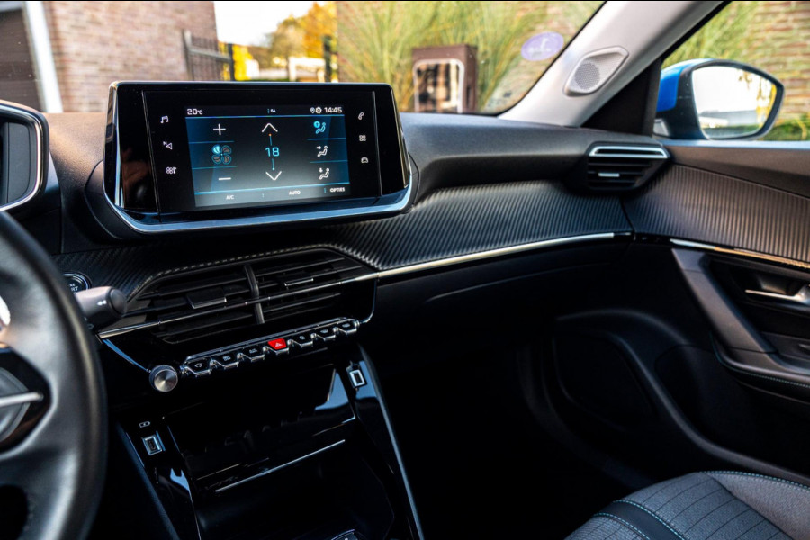 Peugeot 2008 1.2 PureTech Allure Pack 131 PK Aut. Adaptive Cruise Camera LED PDC 17''