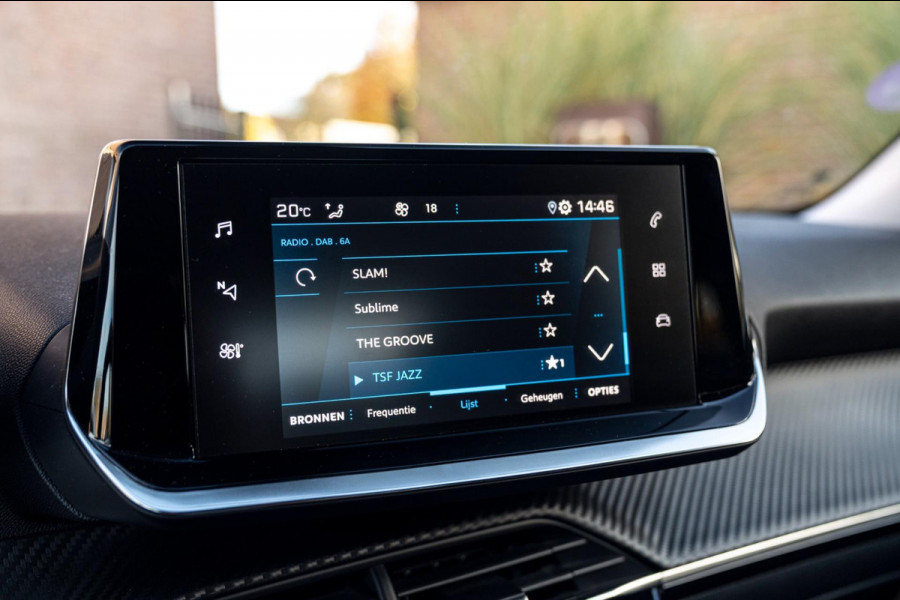 Peugeot 2008 1.2 PureTech Allure Pack 131 PK Aut. Adaptive Cruise Camera LED PDC 17''