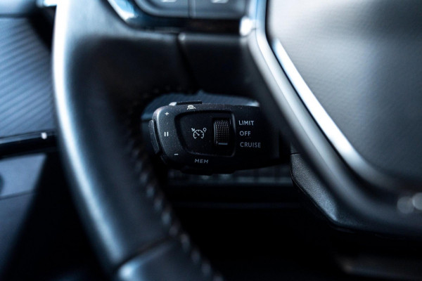 Peugeot 2008 1.2 PureTech Allure Pack 131 PK Aut. Adaptive Cruise Camera LED PDC 17''