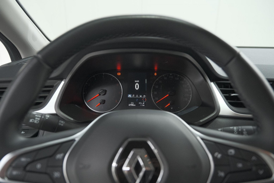 Renault Captur TCe 90 Business Zen | Parkeersensoren | Stoelverwarming | Navigatie | Apple Carplay
