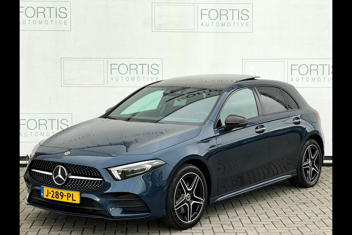 Mercedes-Benz A-Klasse 250 e Business Solution AMG Limited NL-AUTO | PANO| SFEEVERL | CAMERA | MEMORY |
