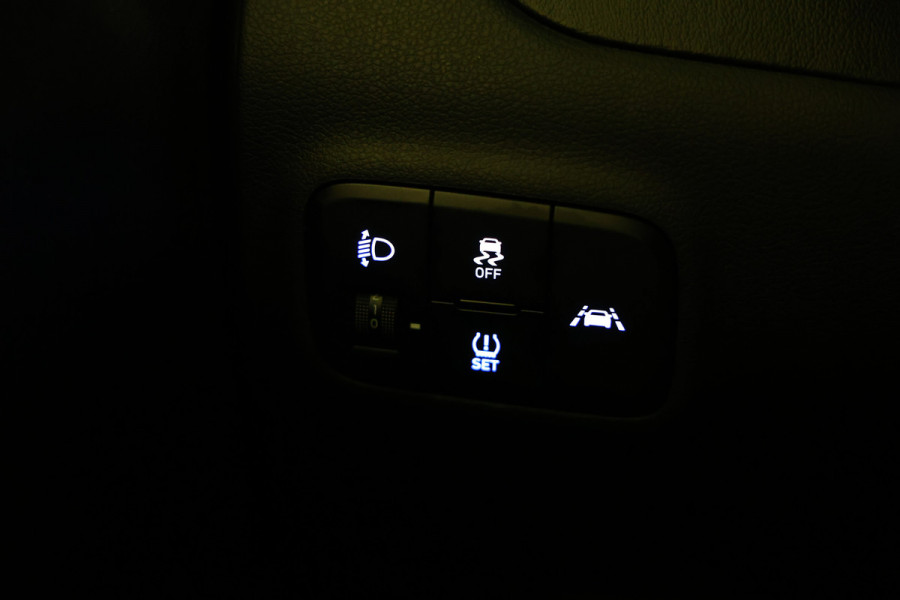Hyundai i10 1.2 AUTOMAAT CARPLAY STOEL/STUURVW PDC LANE.AST '21