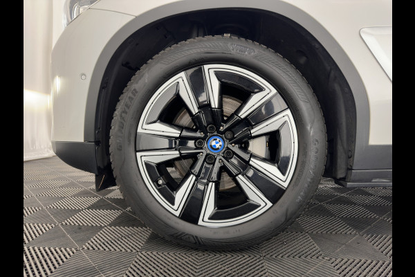 BMW iX3 Executive 80 kWh [ 3-Fase ] { SOH-96% } (INCL.BTW) Aut. *PANO | FULL-LEATHER | ADAPTIVE-CRUISE | FULL-LED | BLIND-SPOT | MEMORY-PACK | DIGI-COCKPIT | HEATED-COMFORTSEATS | CAMERA | DAB+ | NAVI-FULLMAP | 19''ALU*