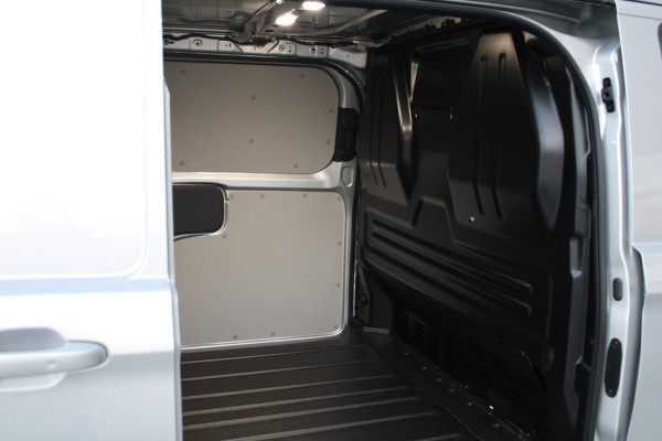 Ford Transit Custom 320 2.0 TDCI L2H1 Limited 170pk - 2x Schuifdeur - Adaptive Cruise - Blind spot - Navigatie - Camera - Draadloos laden - Stoelver