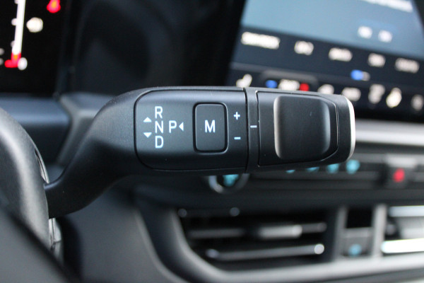 Ford Transit Custom 320 2.0 TDCI L2H1 Limited 170pk - 2x Schuifdeur - Adaptive Cruise - Blind spot - Navigatie - Camera - Draadloos laden - Stoelver