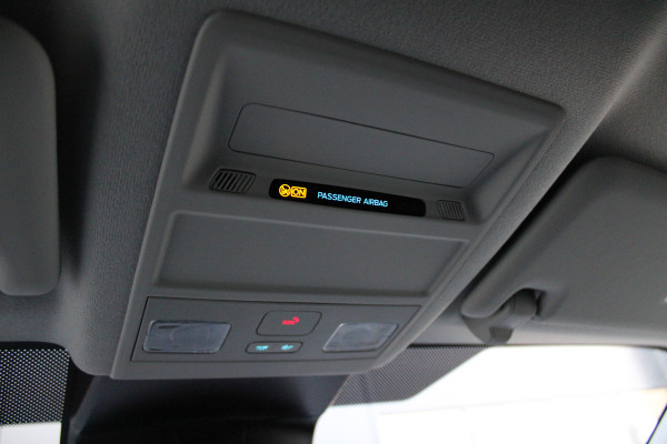 Ford Transit Custom 320 2.0 TDCI L2H1 Limited 170pk - 2x Schuifdeur - Adaptive Cruise - Blind spot - Navigatie - Camera - Draadloos laden - Stoelver