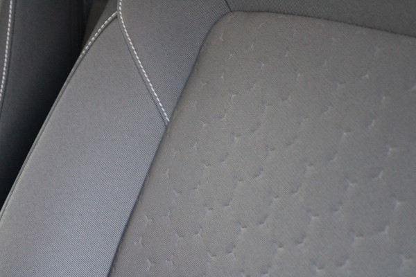 Ford Transit Custom 320 2.0 TDCI L2H1 Limited 170pk - 2x Schuifdeur - Adaptive Cruise - Blind spot - Navigatie - Camera - Draadloos laden - Stoelver