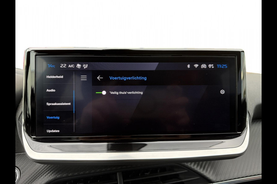 Peugeot 2008 1.2 PureTech Allure 145pk Aut.Navi Pano 360° dodehoek Camera ACC Carbon Apple Carplay & Android Auto Virtual Cockpit
