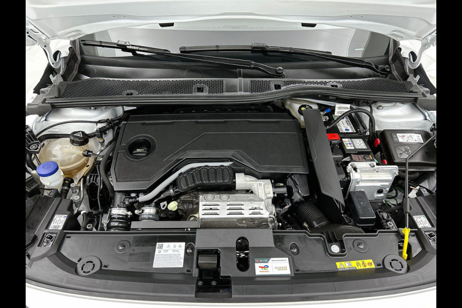 Opel Corsa 1.2 Turbo 136pk Automaat Hybrid GS Line | Navigatie | Apple Carplay/ Android Auto | Camera | Parkeersensoren | Cruise Control | Stoel- en stuurverwarming | Lichtmetalen velgen | Getinte ramen