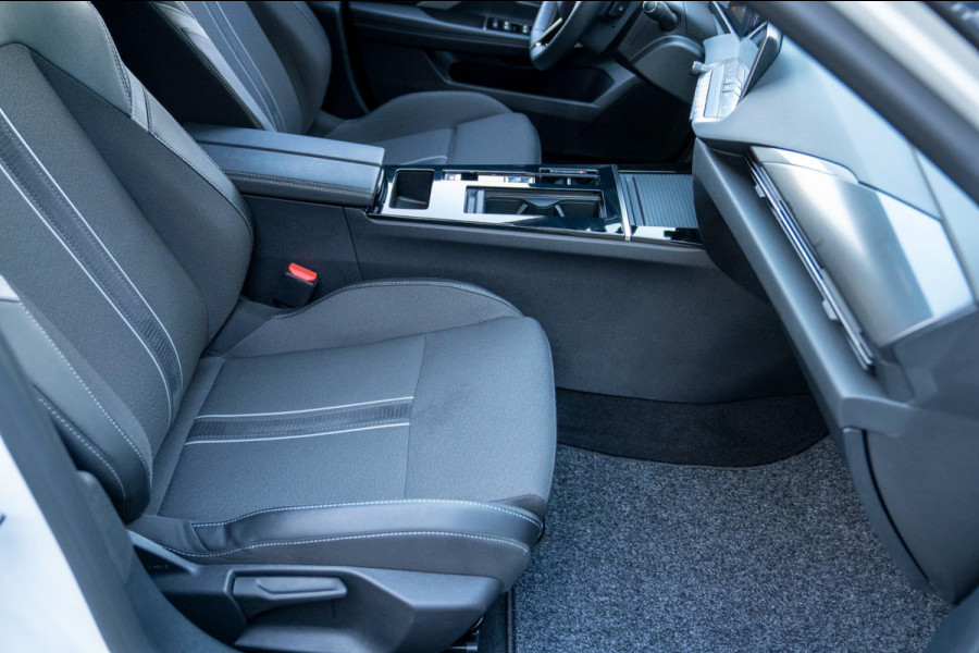 Opel Astra Sports Tourer 1.2 Turbo GS | Prijs rijklaar incl. 12 mnd garantie | LMV Climate Camera 360 PDC Carplay DAB