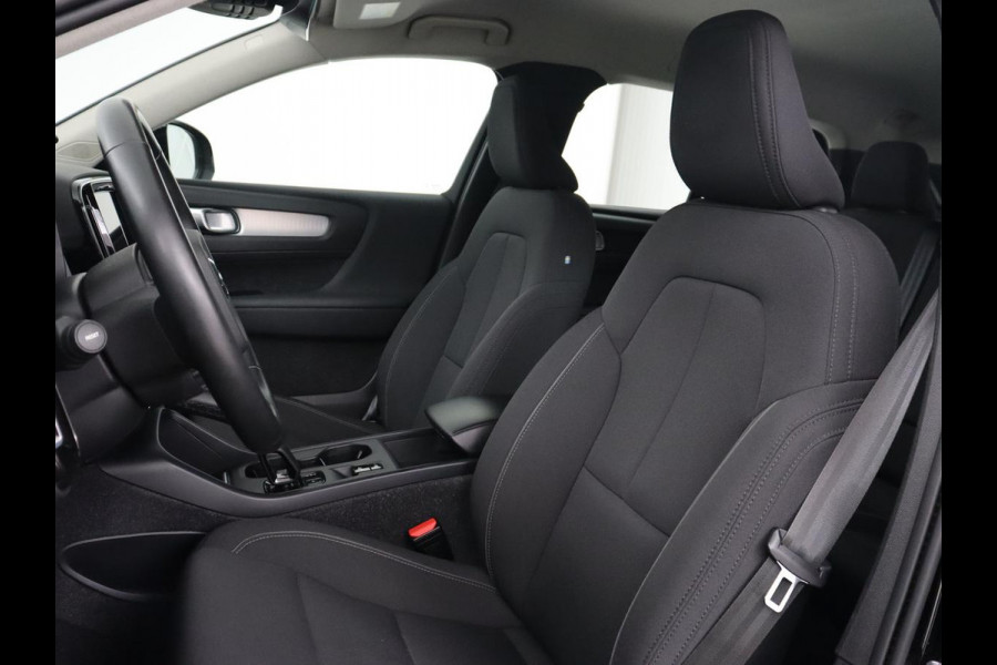 Volvo XC40 1.5 T4 Recharge Business | Adaptive cruise | Camera | Carplay | Navigatie | Full LED | 18'' | Parkeerhulp | Digital Cockpit | PHEV | Plug In