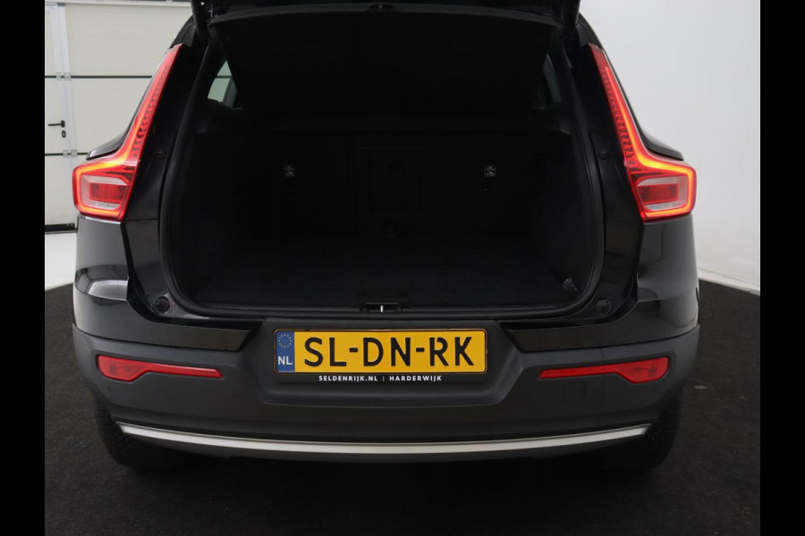 Volvo XC40 1.5 T4 Recharge Business | Adaptive cruise | Camera | Carplay | Navigatie | Full LED | 18'' | Parkeerhulp | Digital Cockpit | PHEV | Plug In