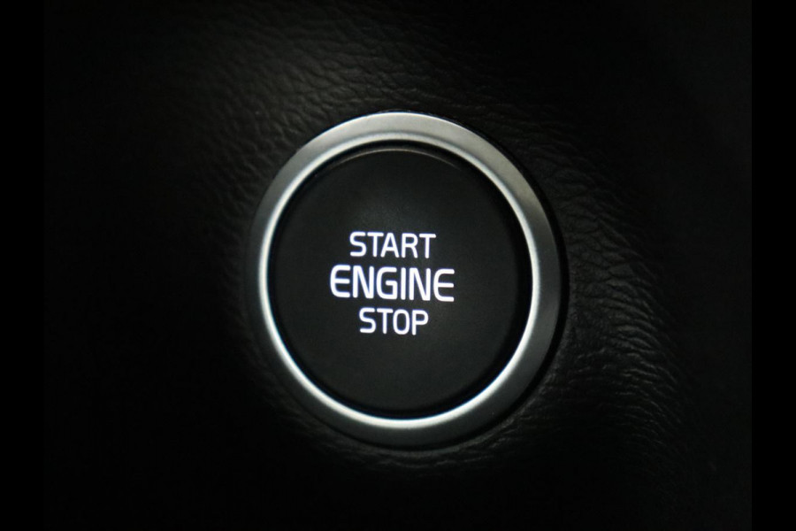 Volvo XC40 1.5 T4 Recharge Business | Adaptive cruise | Camera | Carplay | Navigatie | Full LED | 18'' | Parkeerhulp | Digital Cockpit | PHEV | Plug In