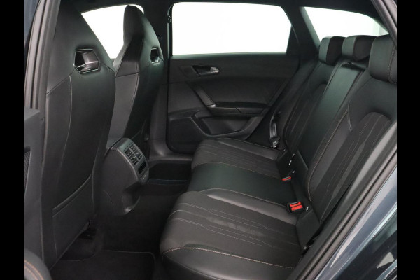 CUPRA Leon 1.4 eHybrid VZ | 245pk | Trekhaak | Stoelverwarming | Adaptive cruise | Carplay | Navigatie | Stuurverwarming | Keyless | Full LED | Sportstoelen | PHEV | Plug In