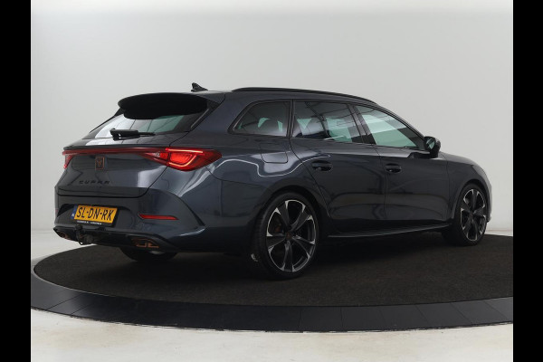 CUPRA Leon 1.4 eHybrid VZ | 245pk | Trekhaak | Stoelverwarming | Adaptive cruise | Carplay | Navigatie | Stuurverwarming | Keyless | Full LED | Sportstoelen | PHEV | Plug In