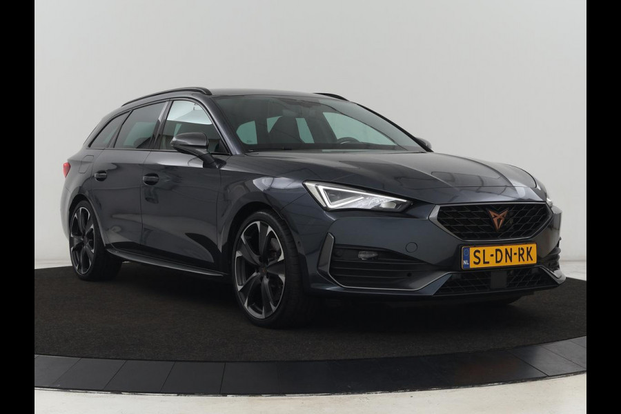 CUPRA Leon 1.4 eHybrid VZ | 245pk | Trekhaak | Stoelverwarming | Adaptive cruise | Carplay | Navigatie | Stuurverwarming | Keyless | Full LED | Sportstoelen | PHEV | Plug In