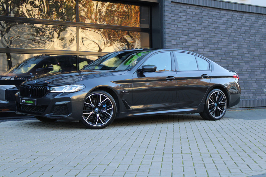 BMW 5 Serie 530e Business Edition Plus | M-SPORT | BTW | PANO | H/K | HUD | 360 | KEYLESS | STUURVERW | ADAPTIEF ONDERSTEL |