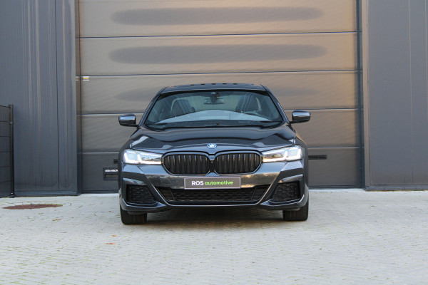 BMW 5 Serie 530e Business Edition Plus | M-SPORT | BTW | PANO | H/K | HUD | 360 | KEYLESS | STUURVERW | ADAPTIEF ONDERSTEL |