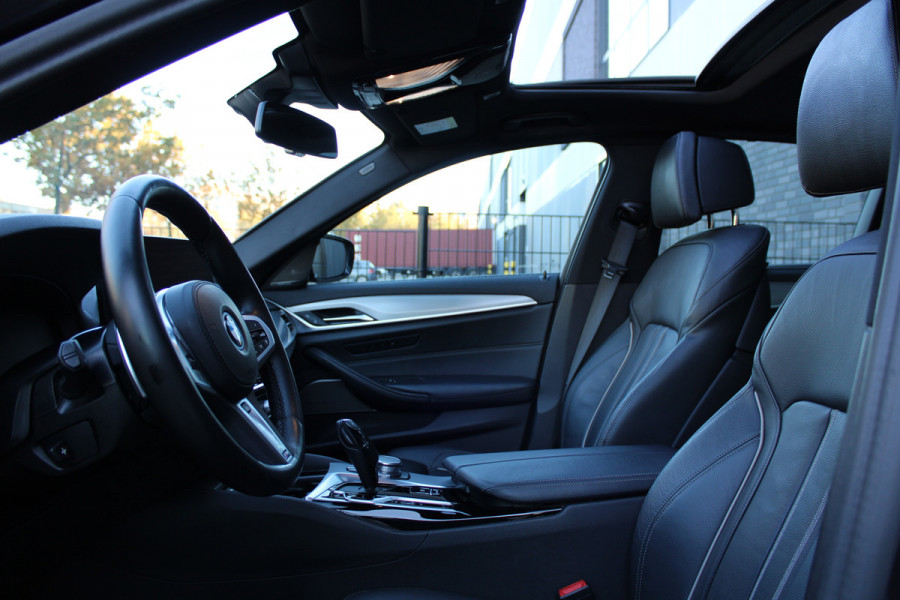 BMW 5 Serie 530e Business Edition Plus | M-SPORT | BTW | PANO | H/K | HUD | 360 | KEYLESS | STUURVERW | ADAPTIEF ONDERSTEL |