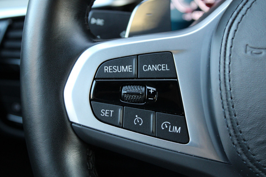 BMW 5 Serie 530e Business Edition Plus | M-SPORT | BTW | PANO | H/K | HUD | 360 | KEYLESS | STUURVERW | ADAPTIEF ONDERSTEL |