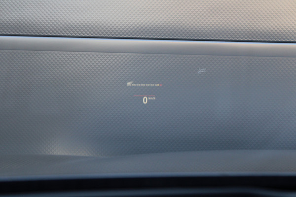 BMW 5 Serie 530e Business Edition Plus | M-SPORT | BTW | PANO | H/K | HUD | 360 | KEYLESS | STUURVERW | ADAPTIEF ONDERSTEL |