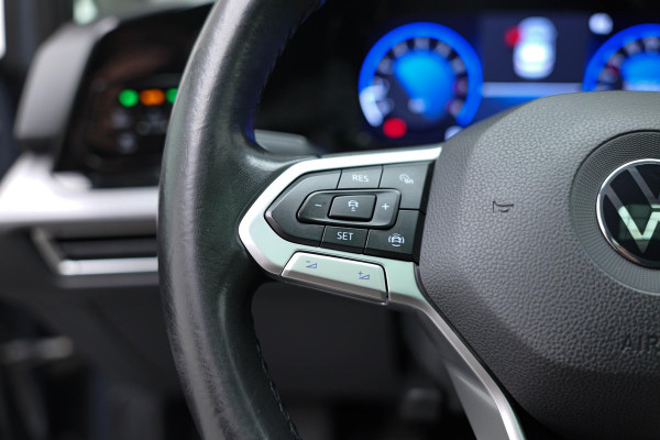 Volkswagen Golf 1.5 TSI Highline Business R |Pano|Memory|Camera|Massage|