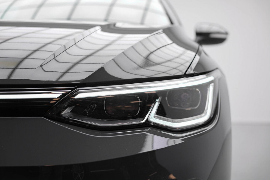 Volkswagen Golf 1.5 TSI Highline Business R |Pano|Memory|Camera|Massage|