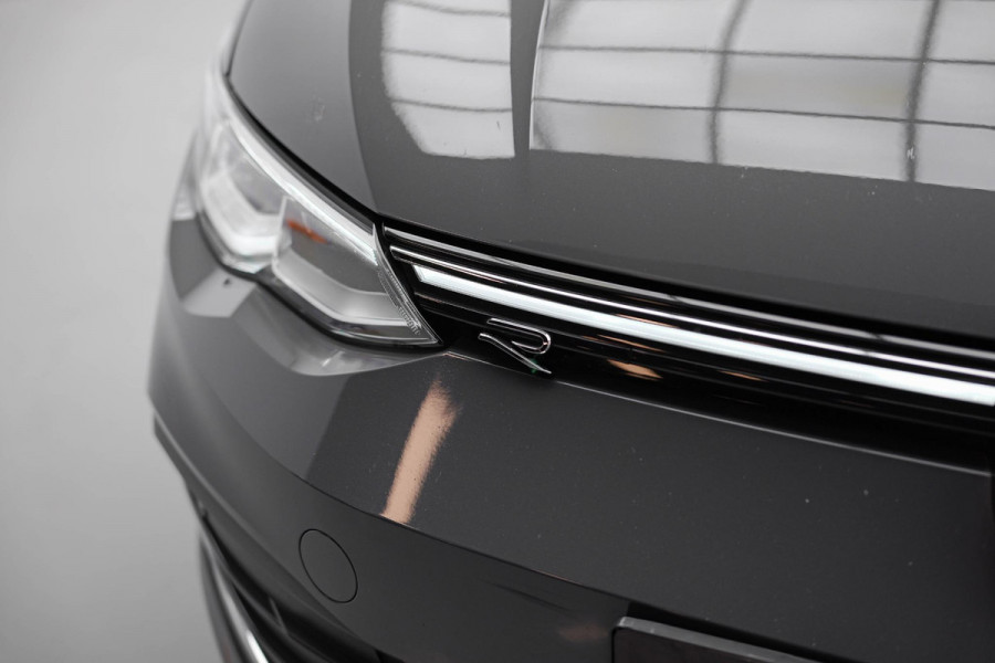 Volkswagen Golf 1.5 TSI Highline Business R |Pano|Memory|Camera|Massage|