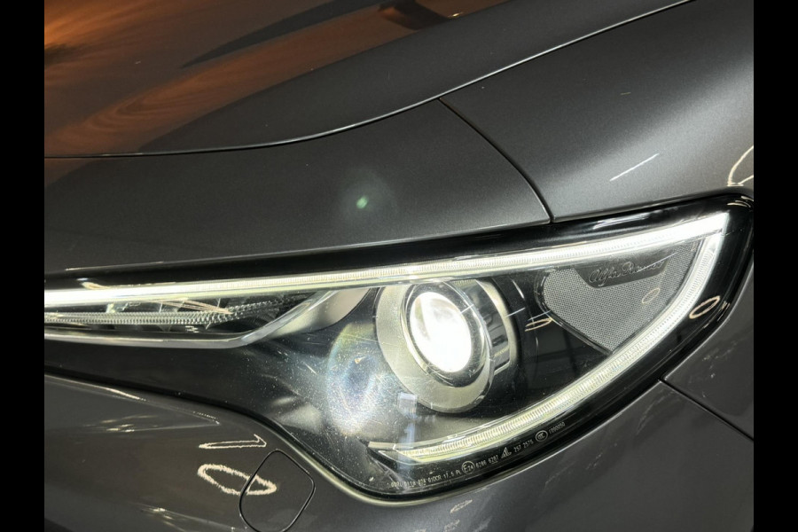 Alfa Romeo Stelvio 2.0 Turbo First Edition Garantie Memory StuurVW StoelVW Camera Elek Achterklep Leder Cruise Clima Navi Rijklaar