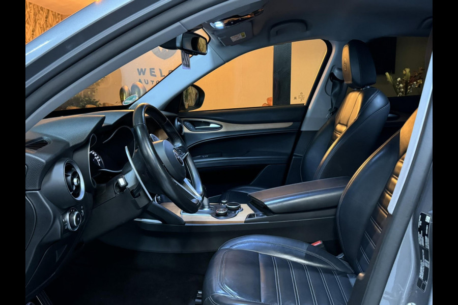 Alfa Romeo Stelvio 2.0 Turbo First Edition Garantie Memory StuurVW StoelVW Camera Elek Achterklep Leder Cruise Clima Navi Rijklaar