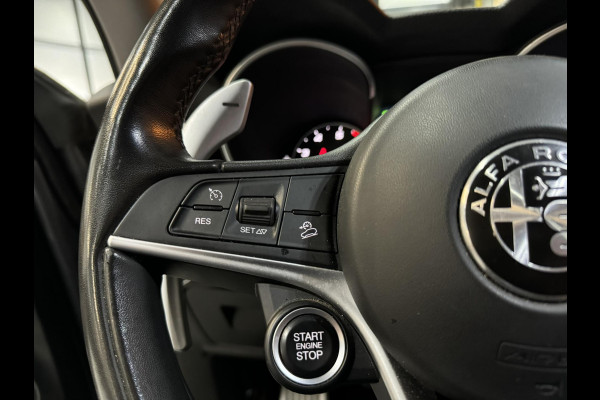Alfa Romeo Stelvio 2.0 Turbo First Edition Garantie Memory StuurVW StoelVW Camera Elek Achterklep Leder Cruise Clima Navi Rijklaar